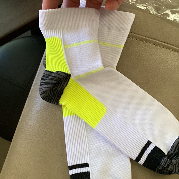 Compress Socks - Picture 9 of 10